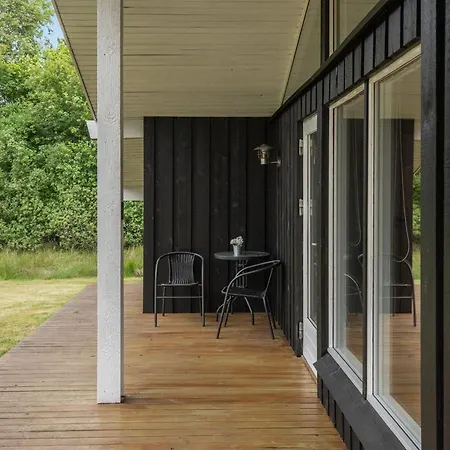 Ferienhaus Evan - 1-3km From The Sea By Interhome