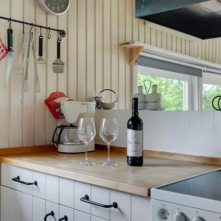 Ferienhaus Evan - 1-3km From The Sea By Interhome *