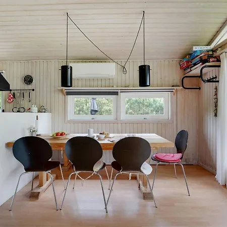 Evan - 1-3km From The Sea By Interhome Feriehus